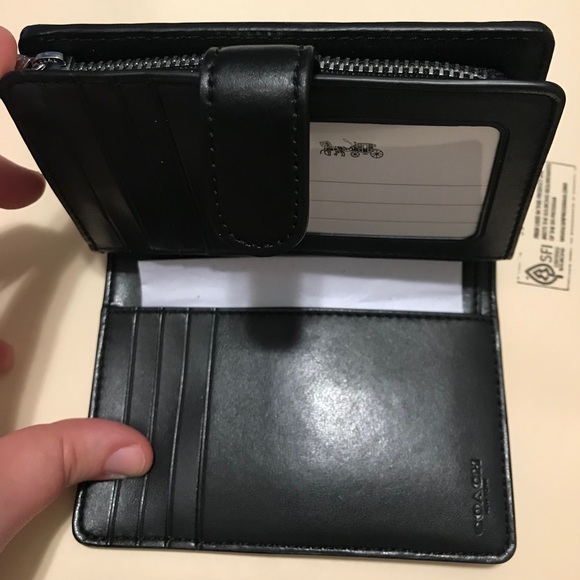 Coach wallet - Picture 3 of 4